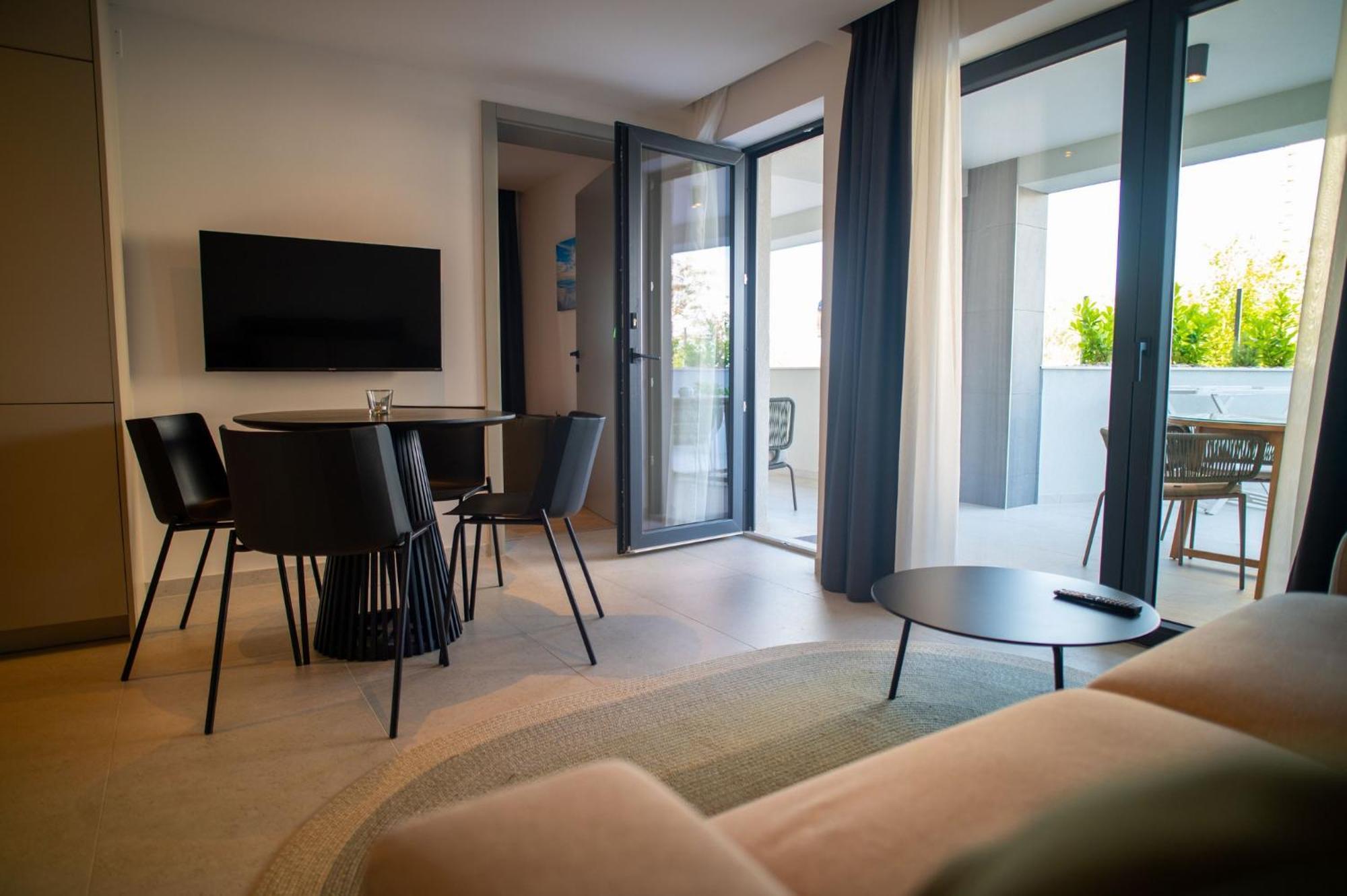 Villa Calma Apartments Вантачичи Экстерьер фото